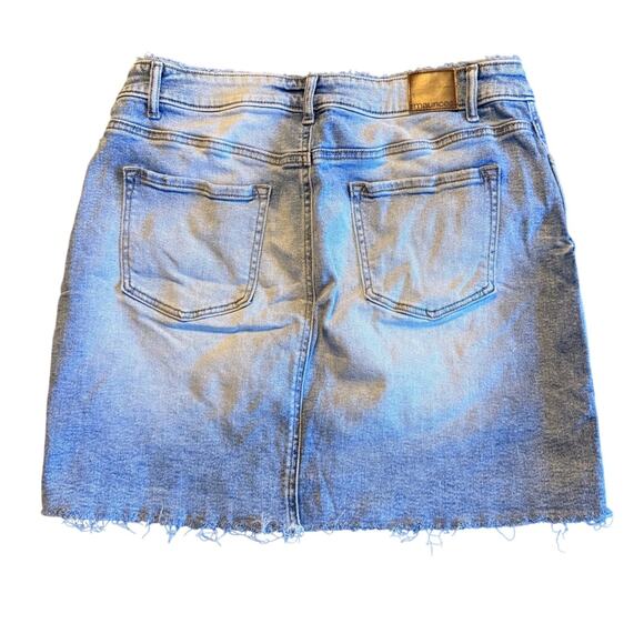 Maurices Denim Mini Skirt Frayed Hem Light Wash Casual Festival Sz 16 Indie - Picture 7 of 10
